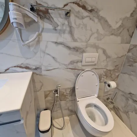 Elofira Room's * Durrës