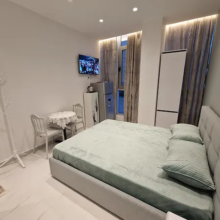 Elofira Room's מלון