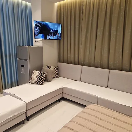 Elofira Room's דורס