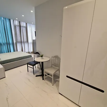 Elofira Room's מלון